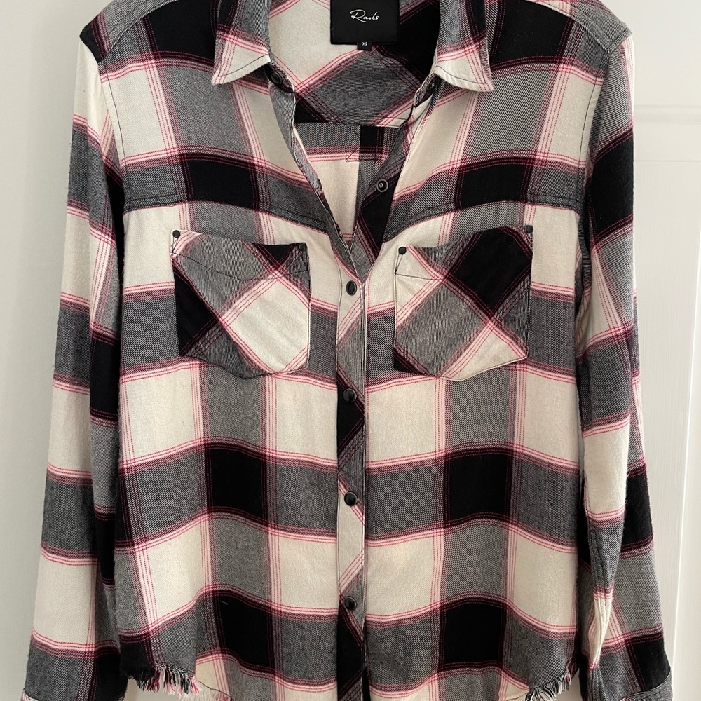 Rails plaid flannel button down. Black, ivory, pink. XS Fall cozy!
